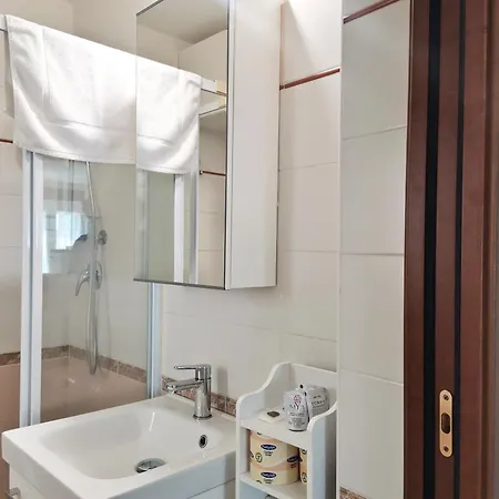 Lägenhet Uno Su Mille